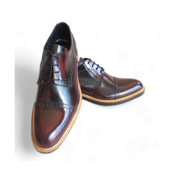 Scarpe uomo modello derby
